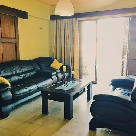 Sandy Beach Villas 21 Апартаменты